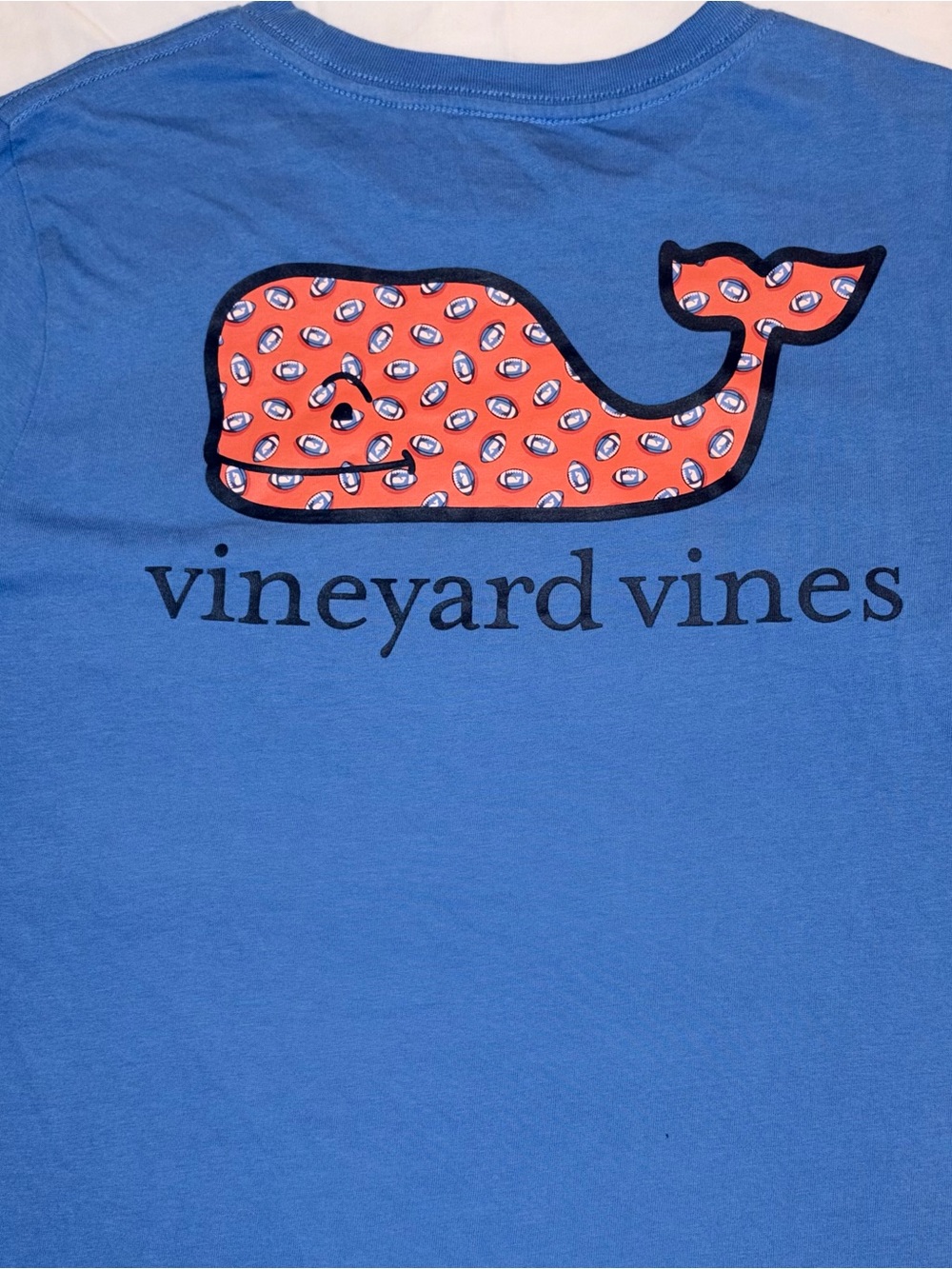 Vineyard Vines long sleeve football whale shirt sz M 12-14 EUC